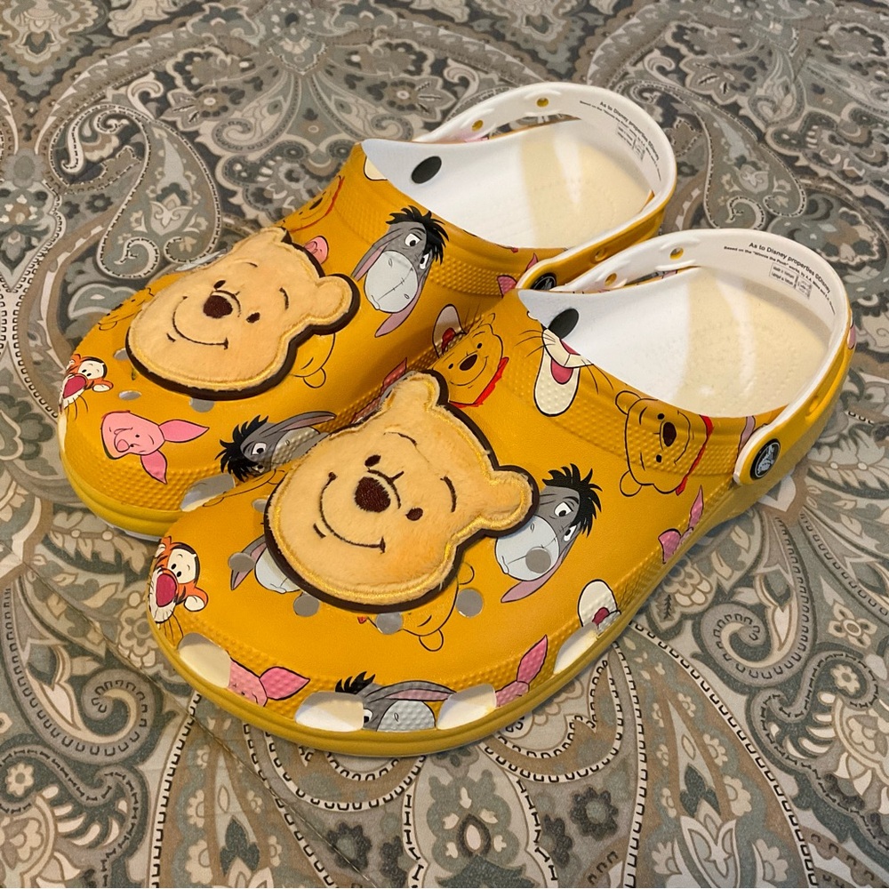 New 2023 Crocs x Disney Parks Winnie The Pooh Clog Shoes Mens Sz 11